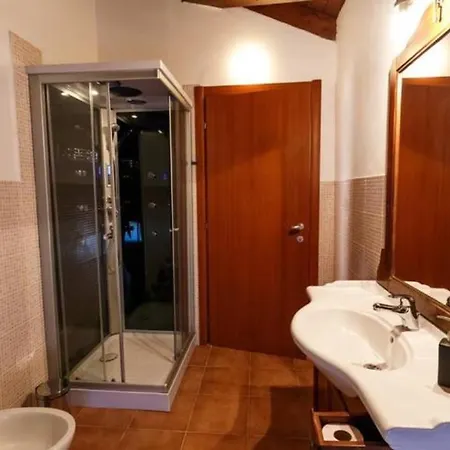 Loft - 2 Bedrooms Kitchen & Bathroom Cagliari